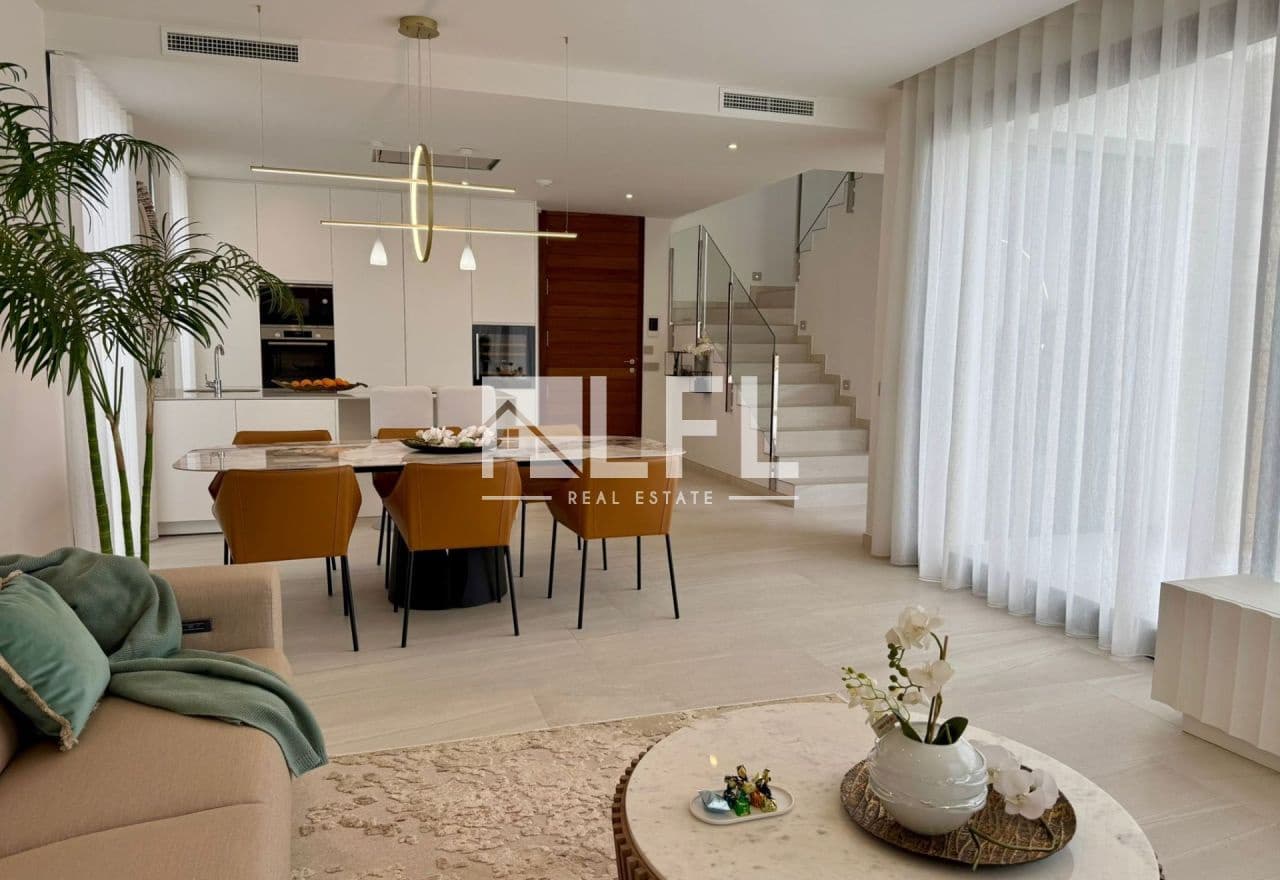 3 sypialnia Willa na sprzedaż w Finestrat z basenem garażem - 895 000 € (Ref: 9282579)