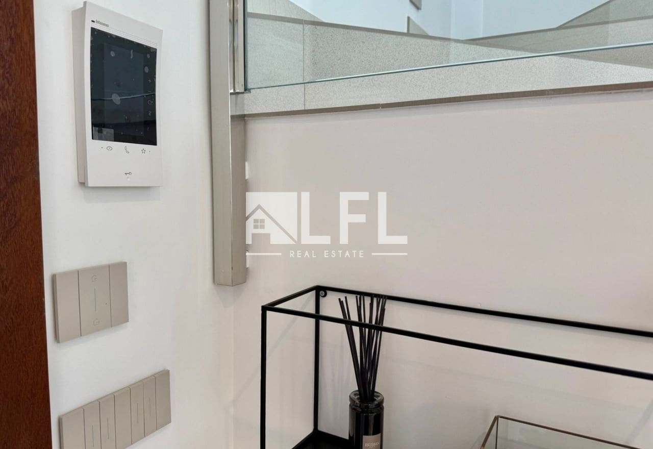 3 sypialnia Willa na sprzedaż w Finestrat z basenem garażem - 895 000 € (Ref: 9282579)