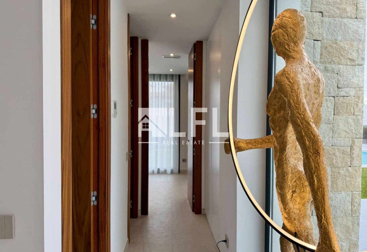 3 sypialnia Willa na sprzedaż w Finestrat z basenem garażem - 895 000 € (Ref: 9282579)