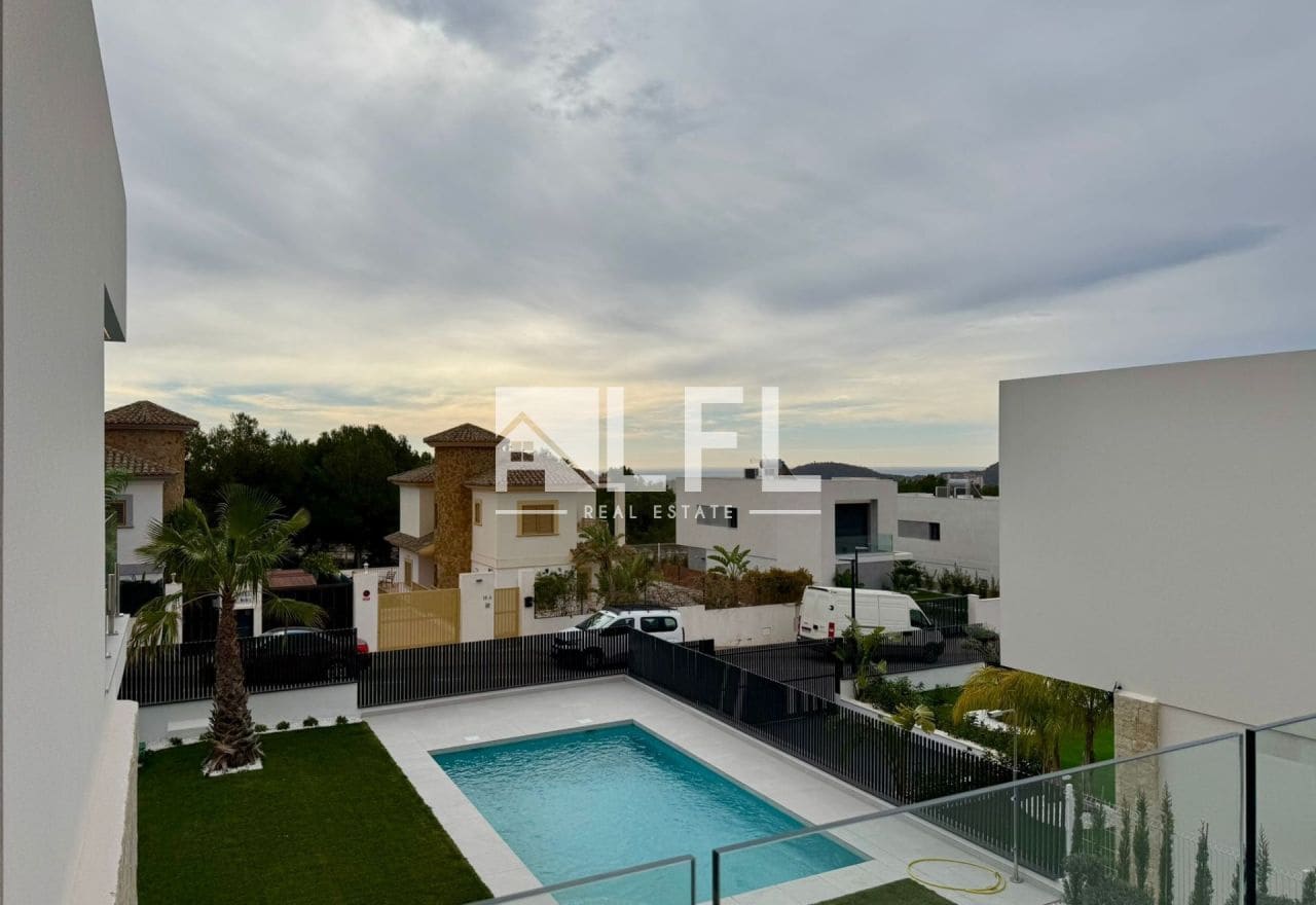 3 sypialnia Willa na sprzedaż w Finestrat z basenem garażem - 895 000 € (Ref: 9282579)