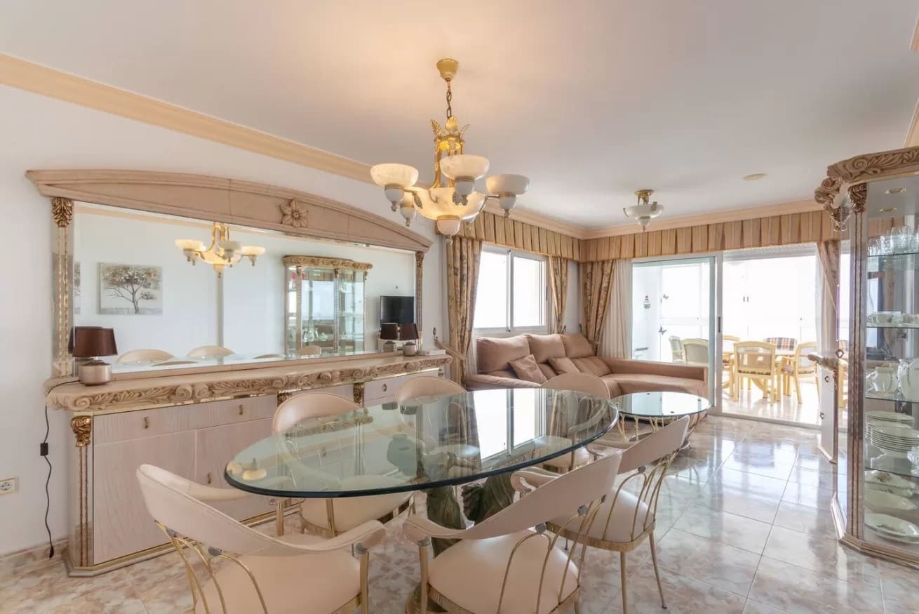 Apartamento de 3 habitaciones en Calpe / Calp en venta con garaje - 945.000 € (Ref: 9282937)