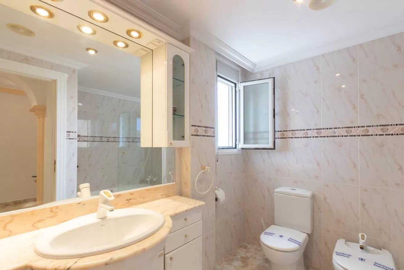 Apartamento de 3 habitaciones en Calpe / Calp en venta con garaje - 945.000 € (Ref: 9282937)