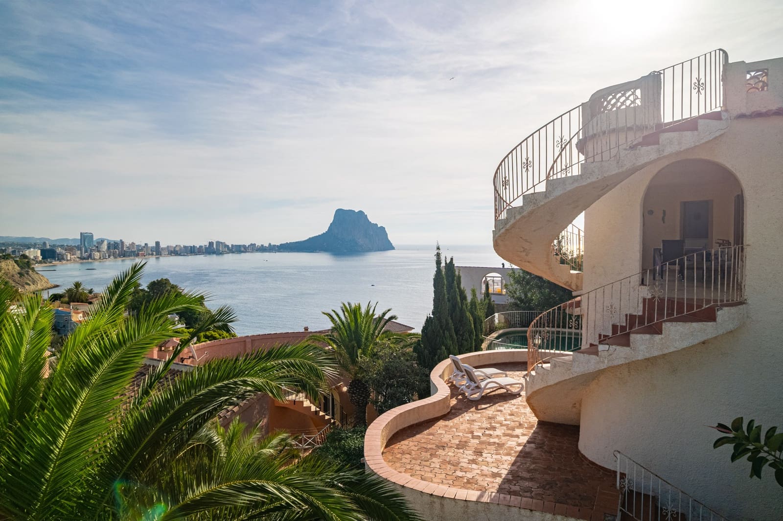 4 slaapkamer Villa te koop in Calpe / Calp met zwembad garage - € 595.000 (Ref: 9301550)