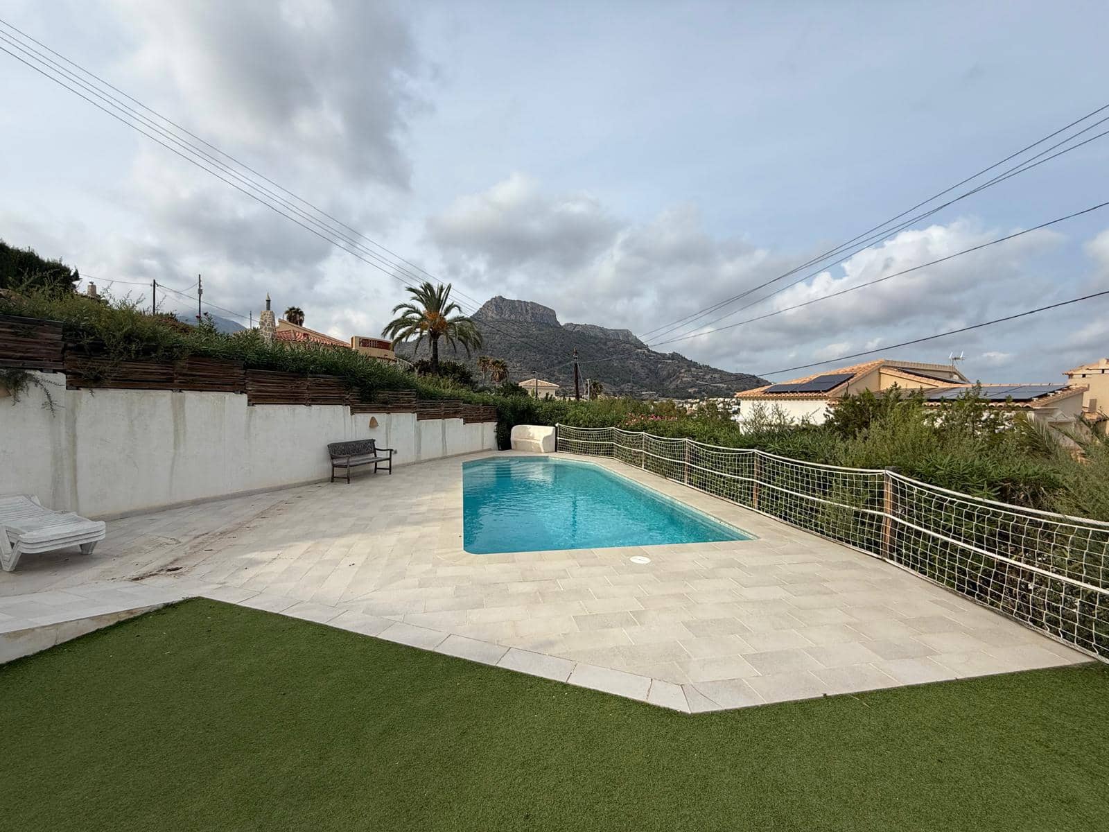 3 sypialnia Willa na sprzedaż w Calpe / Calp z basenem garażem - 525 000 € (Ref: 9319527)