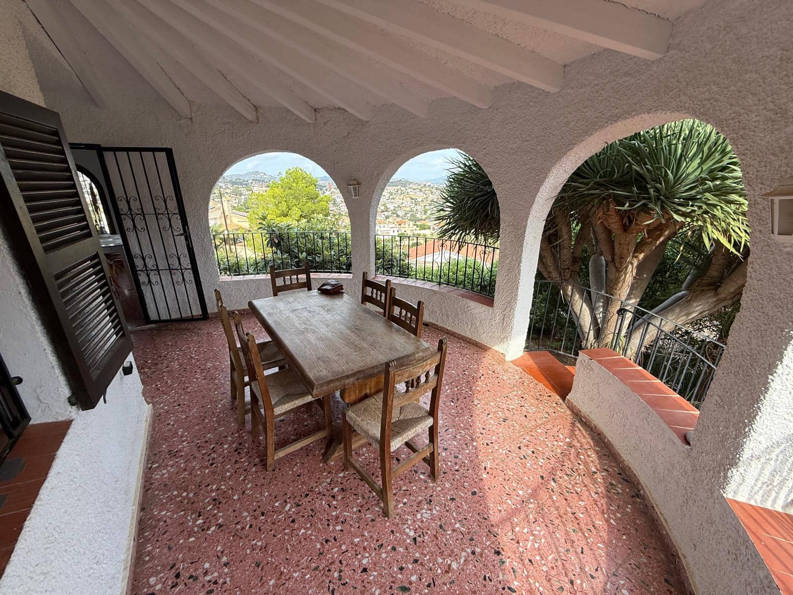 3 sypialnia Willa na sprzedaż w Calpe / Calp z basenem garażem - 525 000 € (Ref: 9319527)