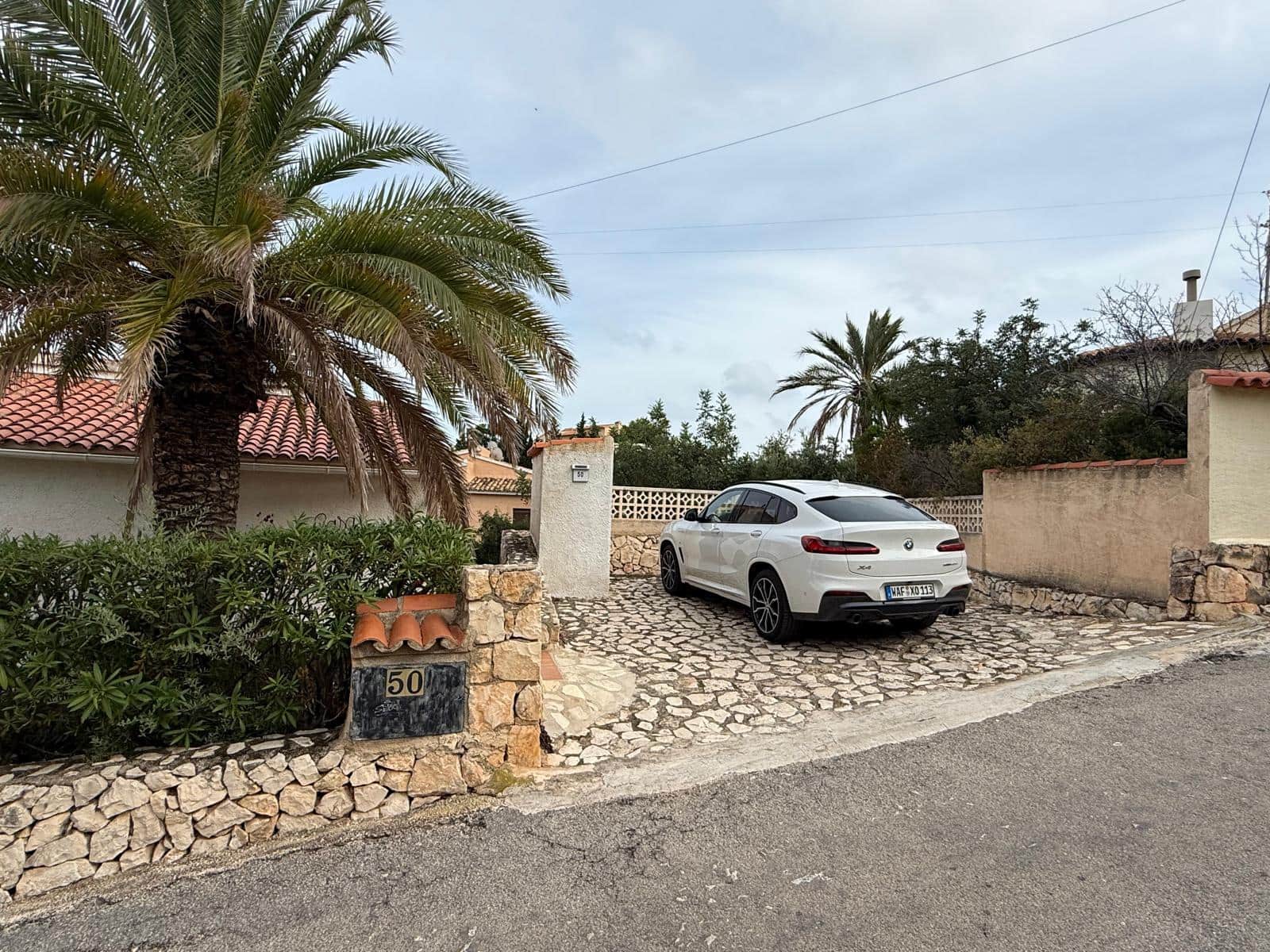 3 sypialnia Willa na sprzedaż w Calpe / Calp z basenem garażem - 525 000 € (Ref: 9319527)