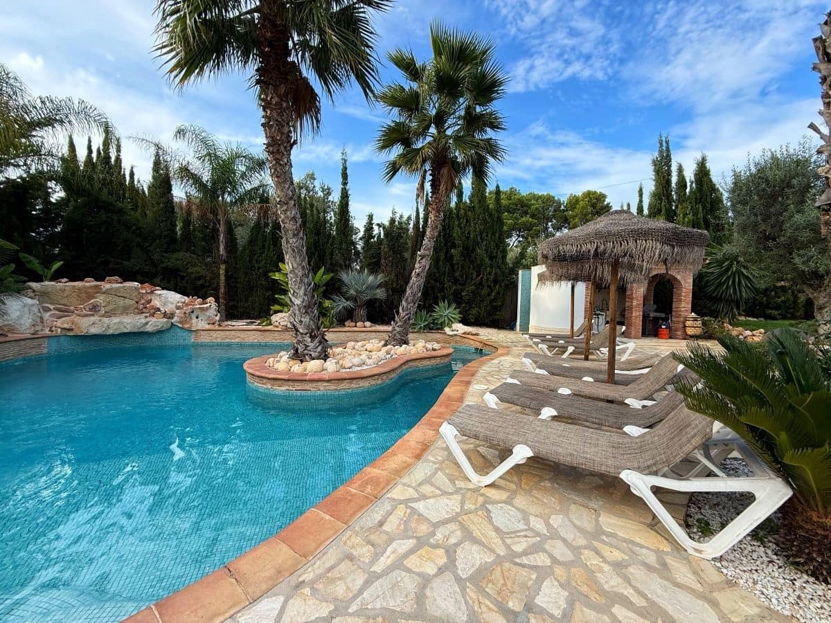 4 soverom Villa til salgs i Denia med svømmebasseng garasje - € 1 200 000 (Ref: 9345348)