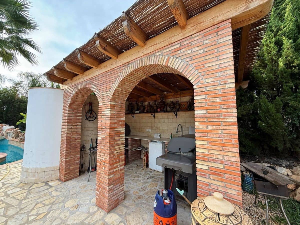 4 soverom Villa til salgs i Denia med svømmebasseng garasje - € 1 200 000 (Ref: 9345348)