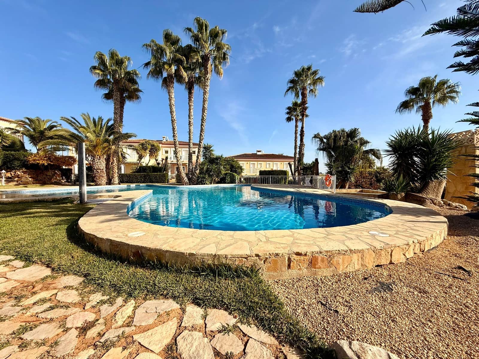 3 soveværelse Bungalow til salg i Calpe / Calp med swimmingpool garage - € 425.000 (Ref: 9449262)