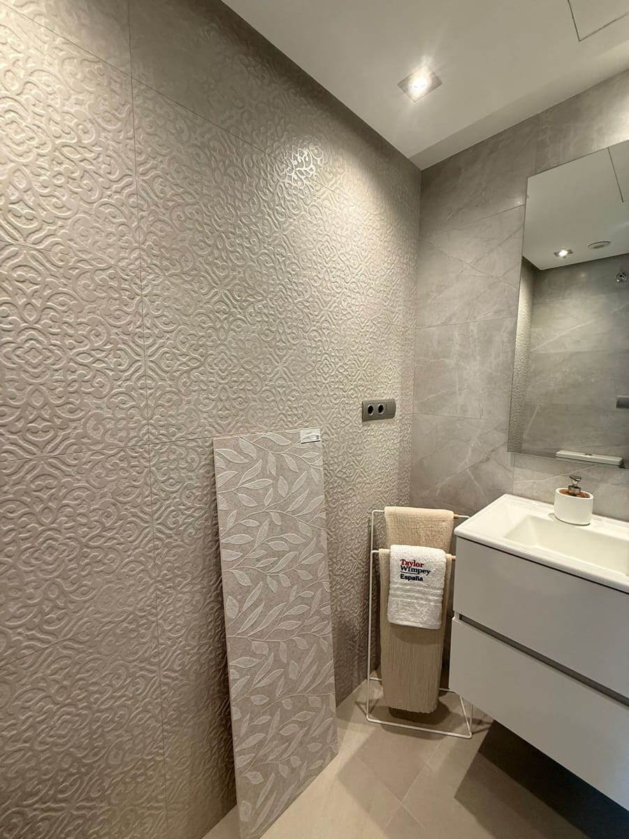 3 slaapkamer Appartement te koop in Mijas met zwembad garage - € 655.000 (Ref: 9458435)