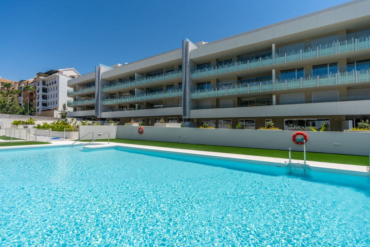 4 quarto Penthouse para venda em Marbella com piscina garagem - 1 490 000 € (Ref: 9465870)