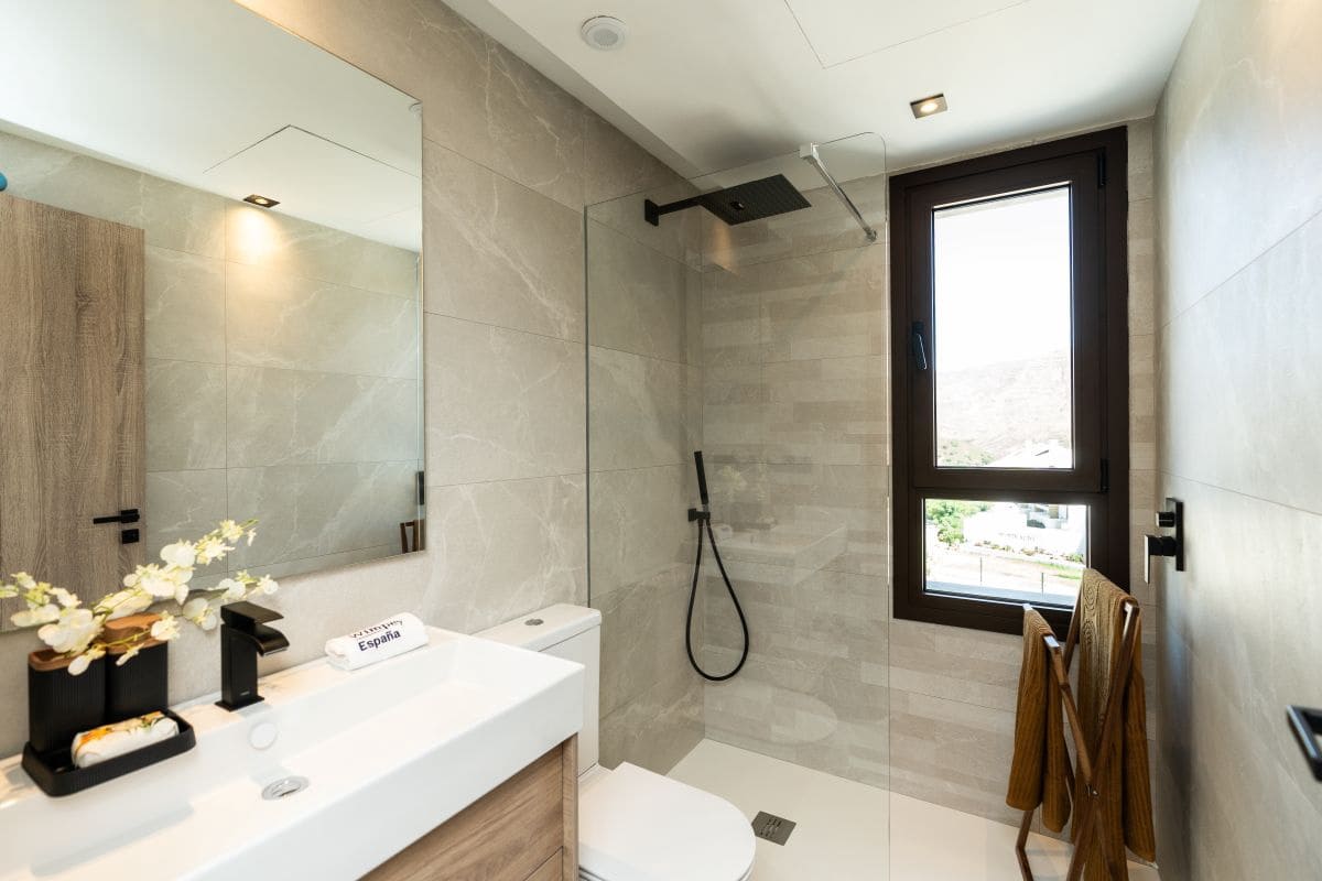 3 Zimmer Reihenhaus zu verkaufen in Mijas mit Pool Garage - 641.000 € (Ref: 9571820)