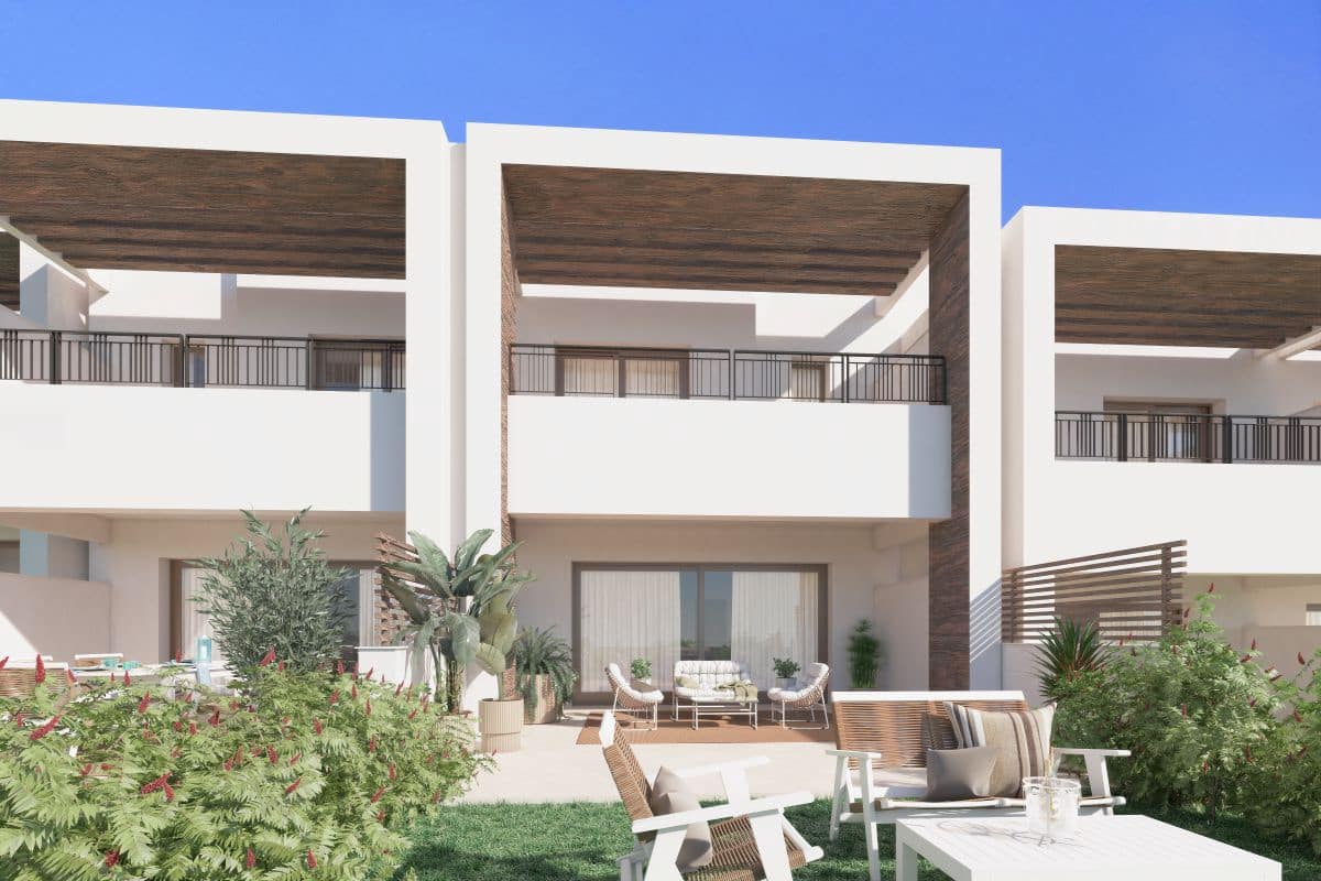 3 chambre Villa/Maison Mitoyenne à vendre à Istan avec piscine garage - 625 000 € (Ref: 9571830)