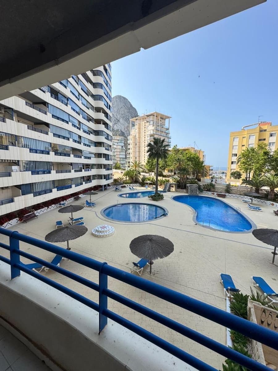 2 makuuhuone Huoneisto myytävänä paikassa Calpe / Calp mukana uima-altaan 
autotalli - 345 000 € (Ref: 9609984)