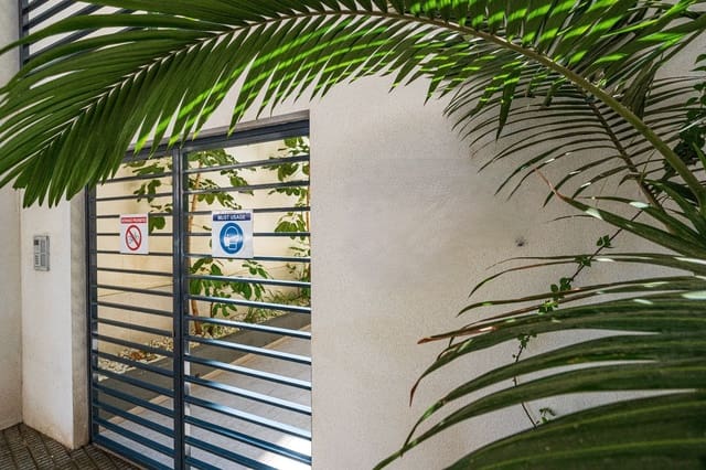 2 Zimmer Apartment zu verkaufen in Playa Arenal - Bol, Calpe / Calp mit Pool Garage - 480.000 € (Ref: 9699701)