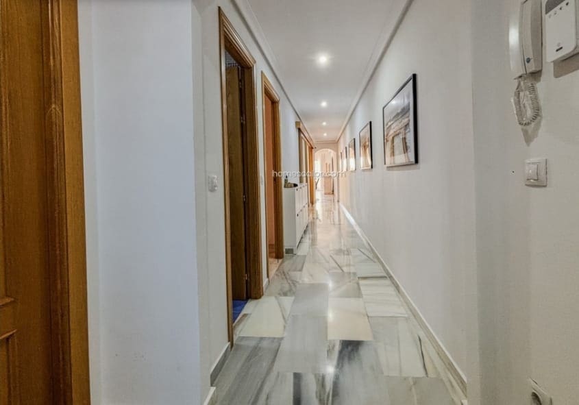 3 soveværelse Lejlighed til salg i Calpe / Calp med swimmingpool garage - € 340.000 (Ref: 9699832)