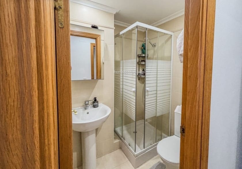 3 soveværelse Lejlighed til salg i Calpe / Calp med swimmingpool garage - € 340.000 (Ref: 9699832)