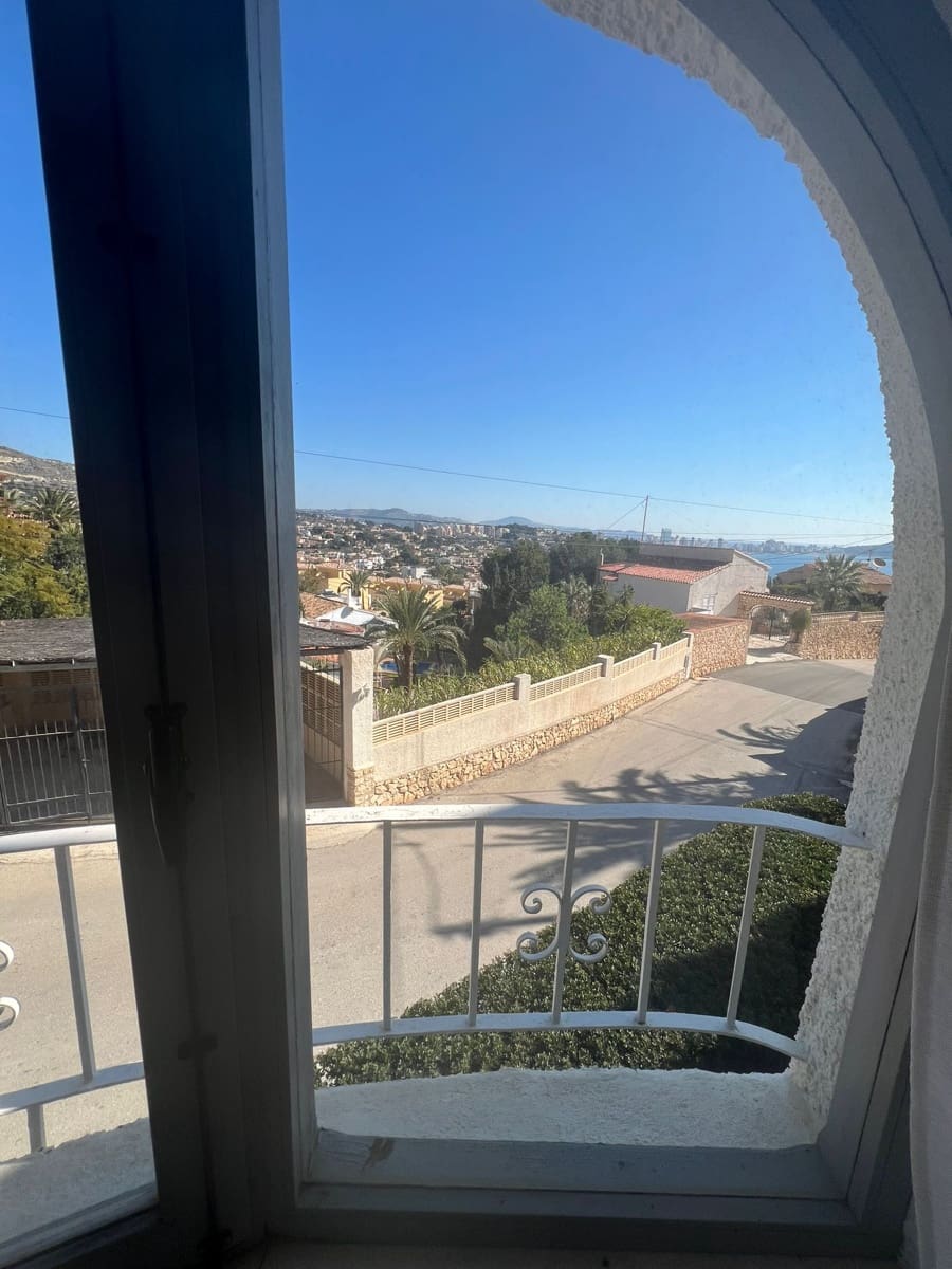 4 sovrum Villa till salu i Calpe / Calp med pool garage - 590 000 € (Ref: 9723476)