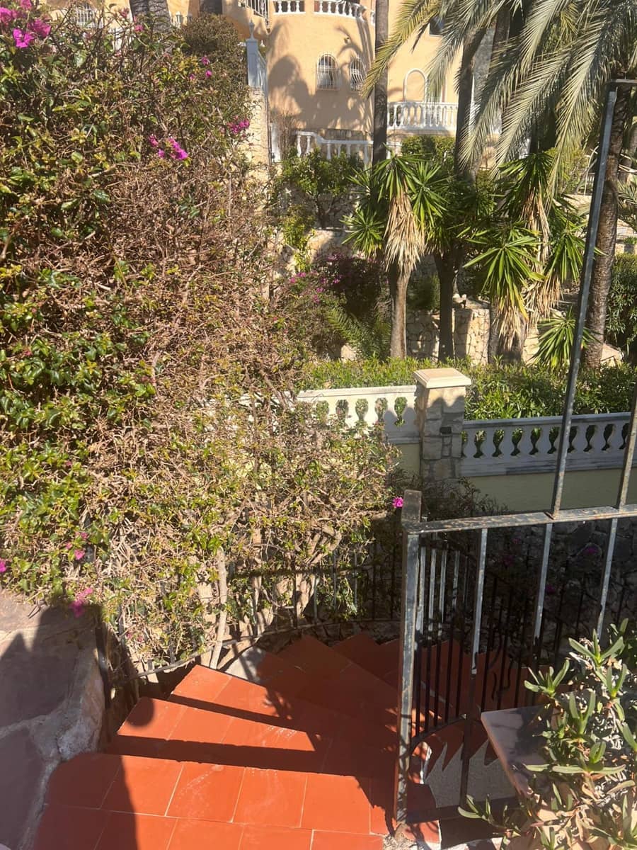 4 sovrum Villa till salu i Calpe / Calp med pool garage - 590 000 € (Ref: 9723476)