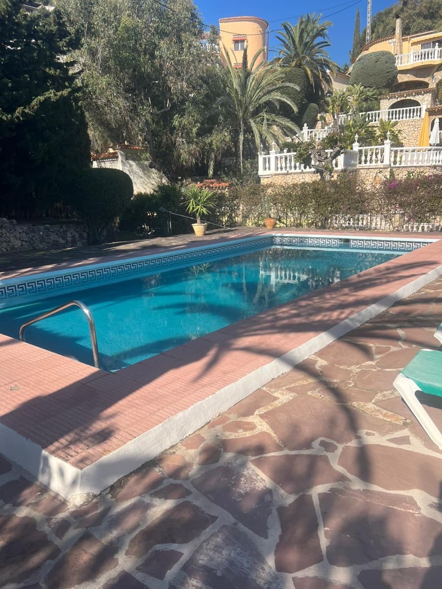 4 sovrum Villa till salu i Calpe / Calp med pool garage - 590 000 € (Ref: 9723476)