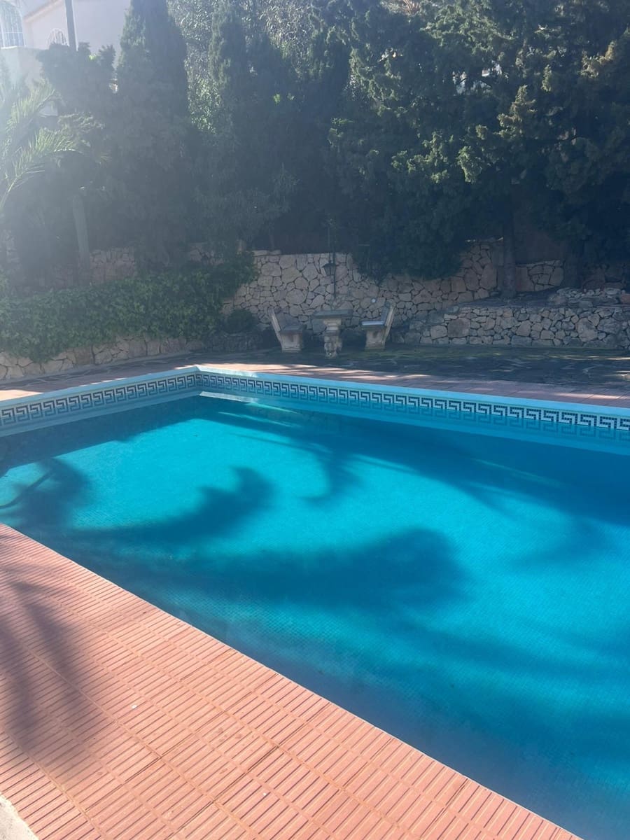 4 sovrum Villa till salu i Calpe / Calp med pool garage - 590 000 € (Ref: 9723476)