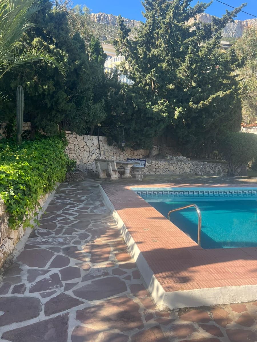 4 sovrum Villa till salu i Calpe / Calp med pool garage - 590 000 € (Ref: 9723476)