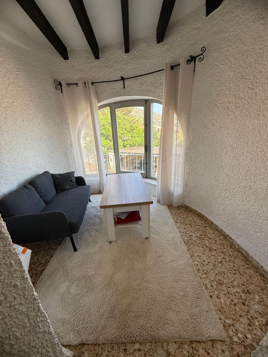 4 bedroom Villa for sale in Calpe / Calp with pool garage - € 590,000 (Ref: 9723476)
