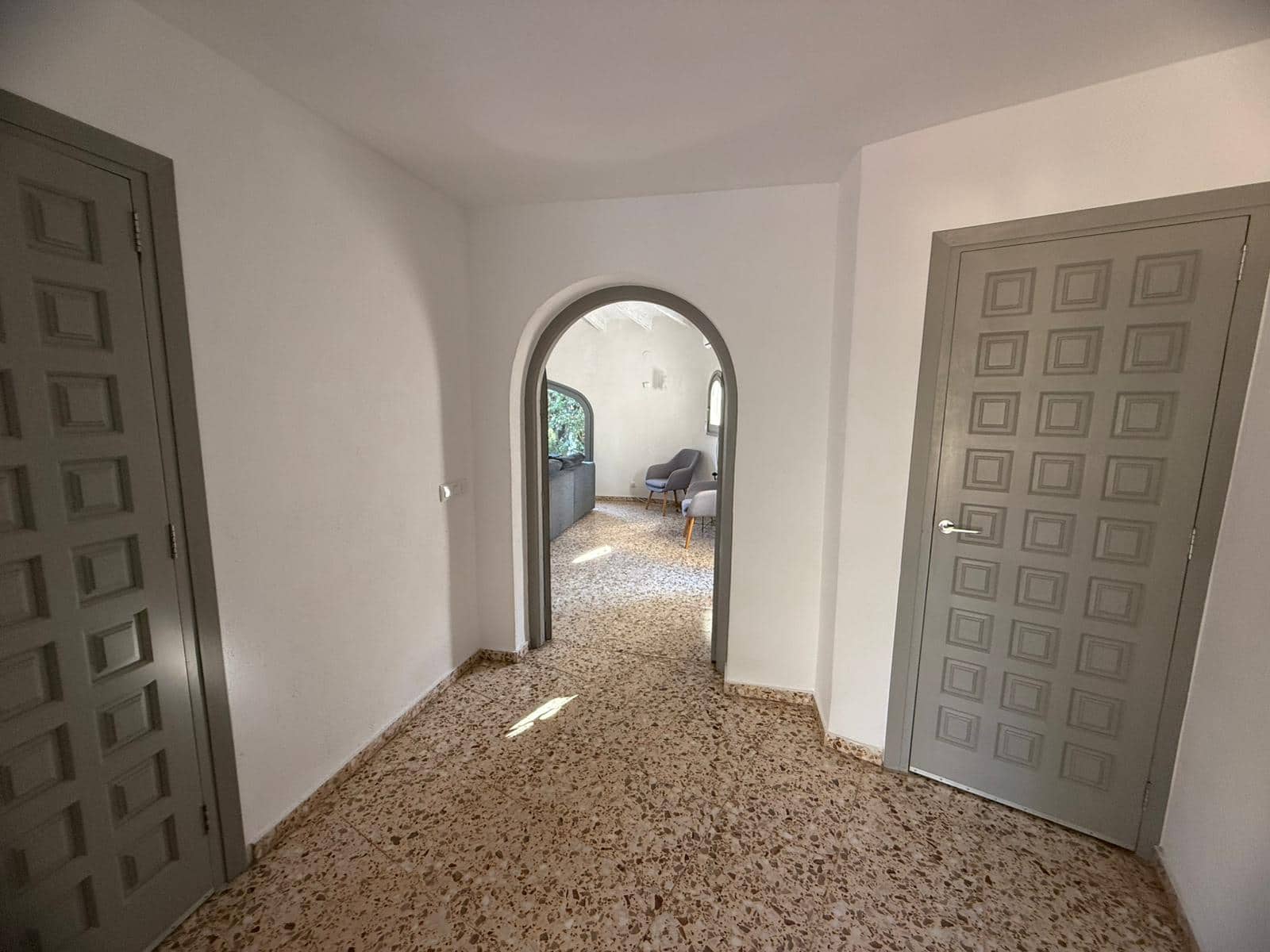 4 bedroom Villa for sale in Calpe / Calp with pool garage - € 590,000 (Ref: 9723476)