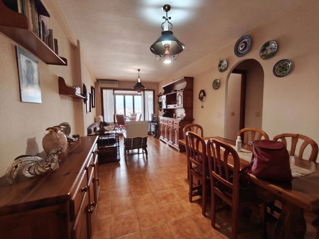 Apartamento de 2 habitaciones en Pueblo, Calpe / Calp en venta con garaje - 290.000 € (Ref: 9723538)