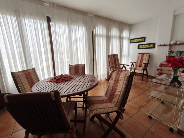 Apartamento de 2 habitaciones en Pueblo, Calpe / Calp en venta con garaje - 290.000 € (Ref: 9723538)