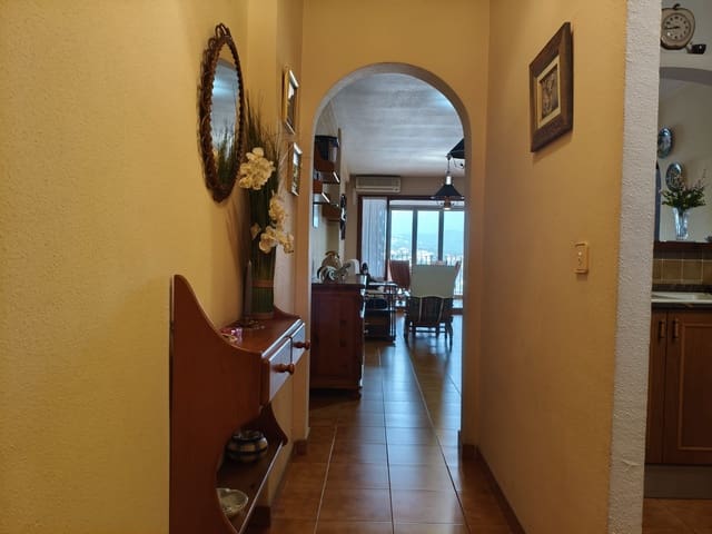 Apartamento de 2 habitaciones en Pueblo, Calpe / Calp en venta con garaje - 290.000 € (Ref: 9723538)