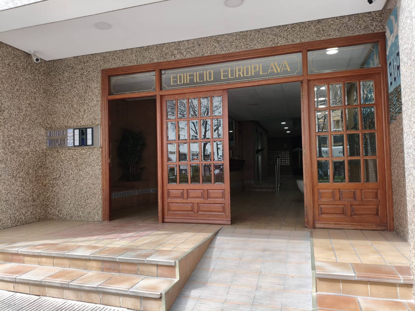 Apartamento de 2 habitaciones en Calpe / Calp en venta con garaje - 290.000 € (Ref: 9723538)