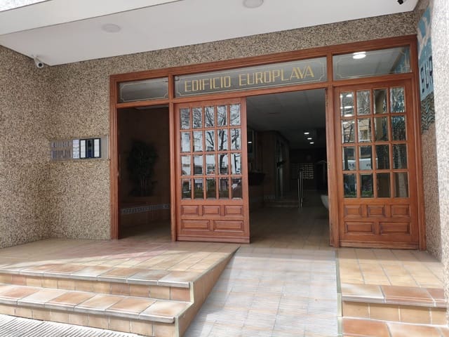 Apartamento de 2 habitaciones en Pueblo, Calpe / Calp en venta con garaje - 290.000 € (Ref: 9723538)