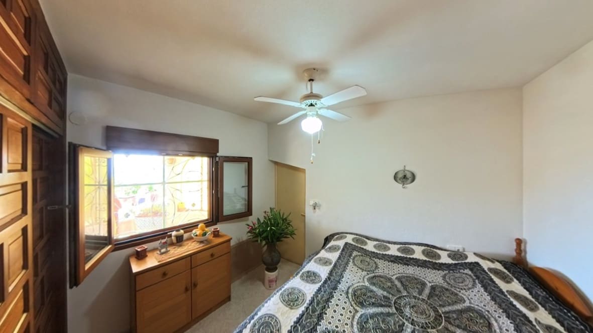 4 bedroom Villa for sale in Calpe / Calp with pool garage - € 799,000 (Ref: 9730761)