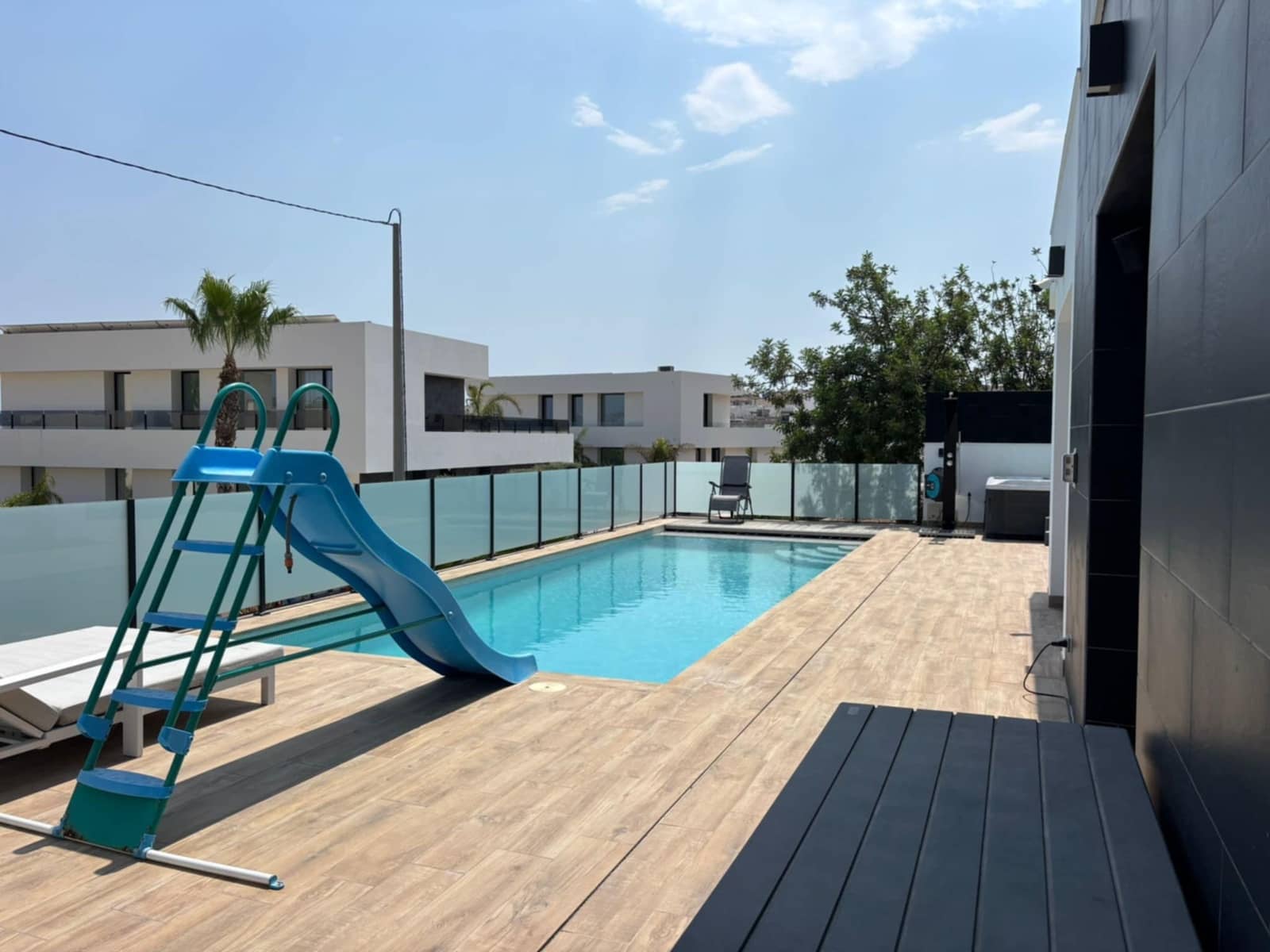 4 sovrum Villa till salu i Calpe / Calp med pool garage - 1 180 000 € (Ref: 9770940)