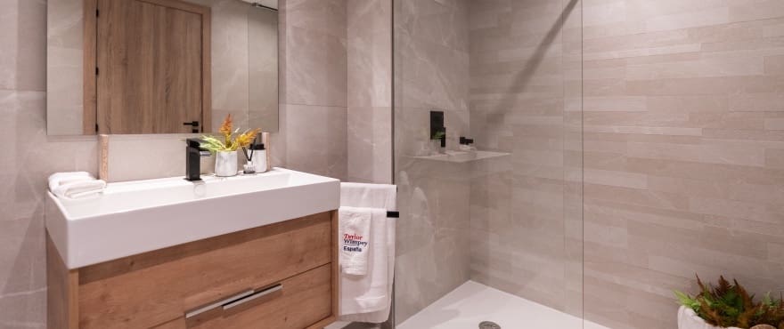 2 bedroom Apartment for sale in Istan with pool garage - € 460,000 (Ref: 9802668)