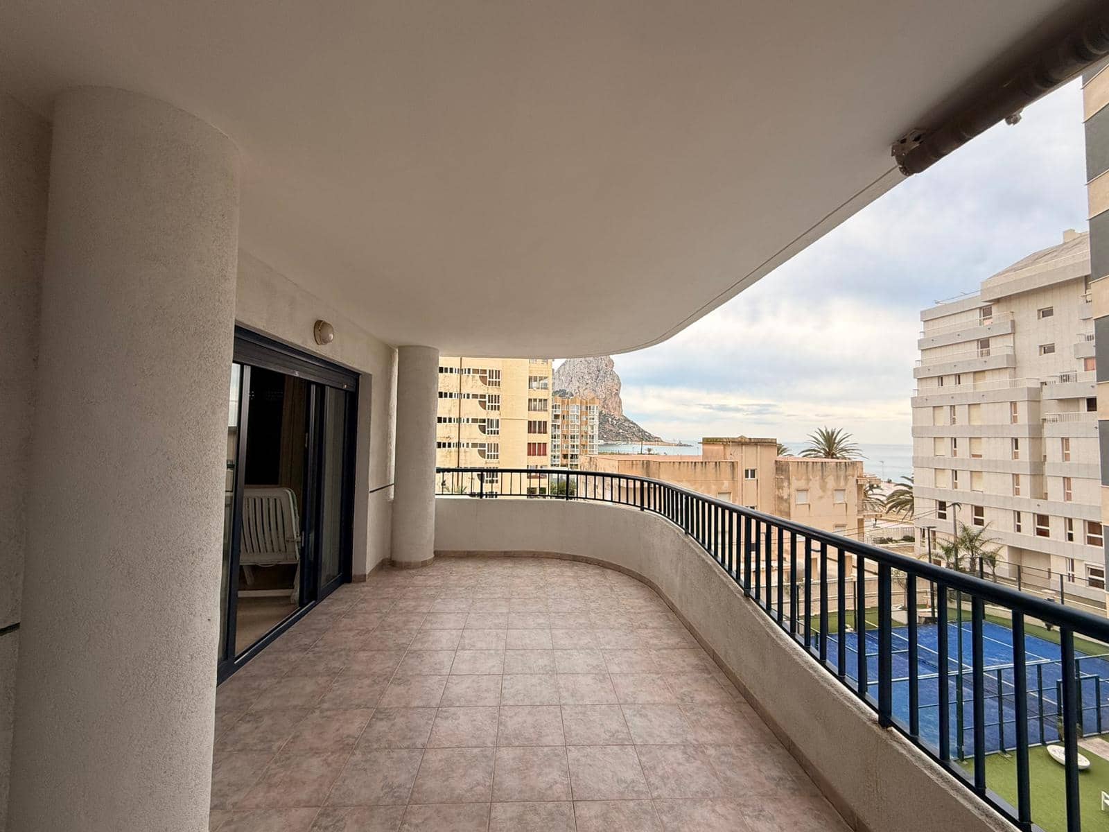 3 Zimmer Apartment zu verkaufen in Calpe / Calp mit Pool Garage - 490.000 € (Ref: 9823580)
