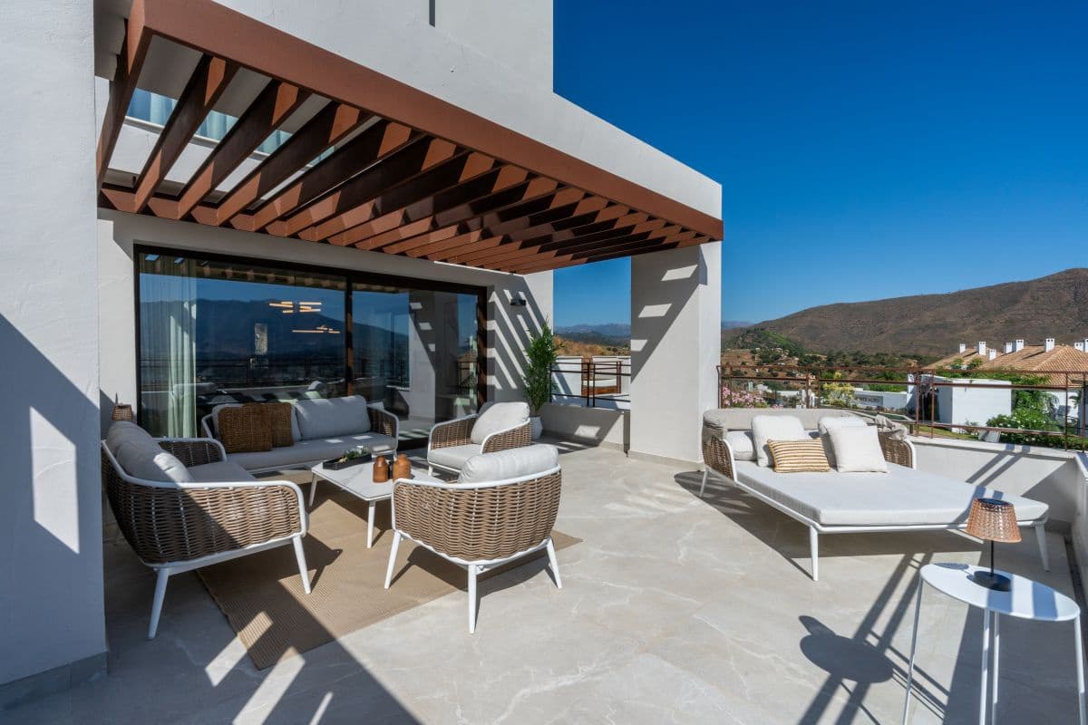 3 soveværelse Rækkehus til salg i Mijas med swimmingpool garage - € 685.000 (Ref: 9850298)