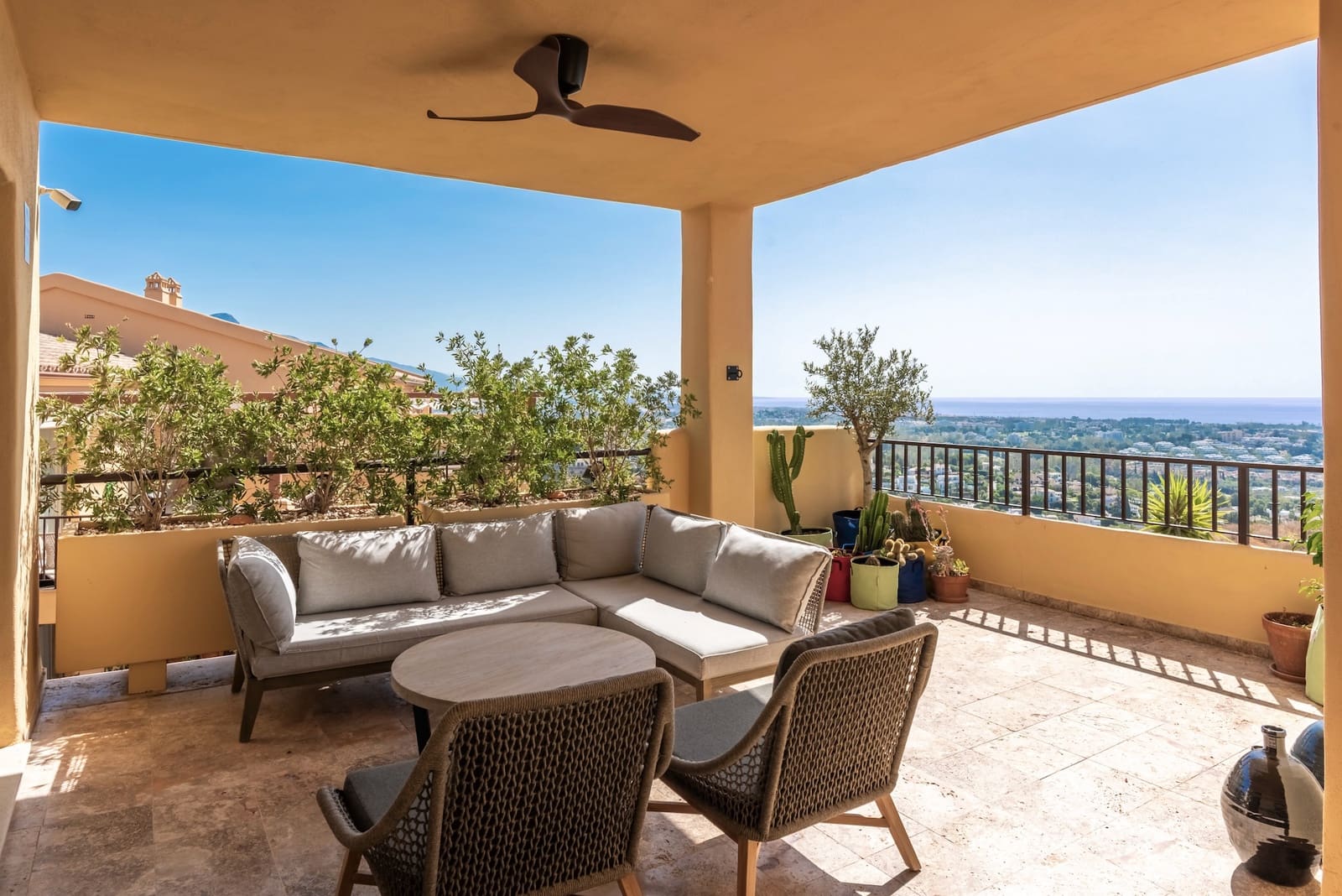 3 camera da letto Appartamento in vendita in Benahavis con piscina garage - 695.000 € (Rif: 10024805)