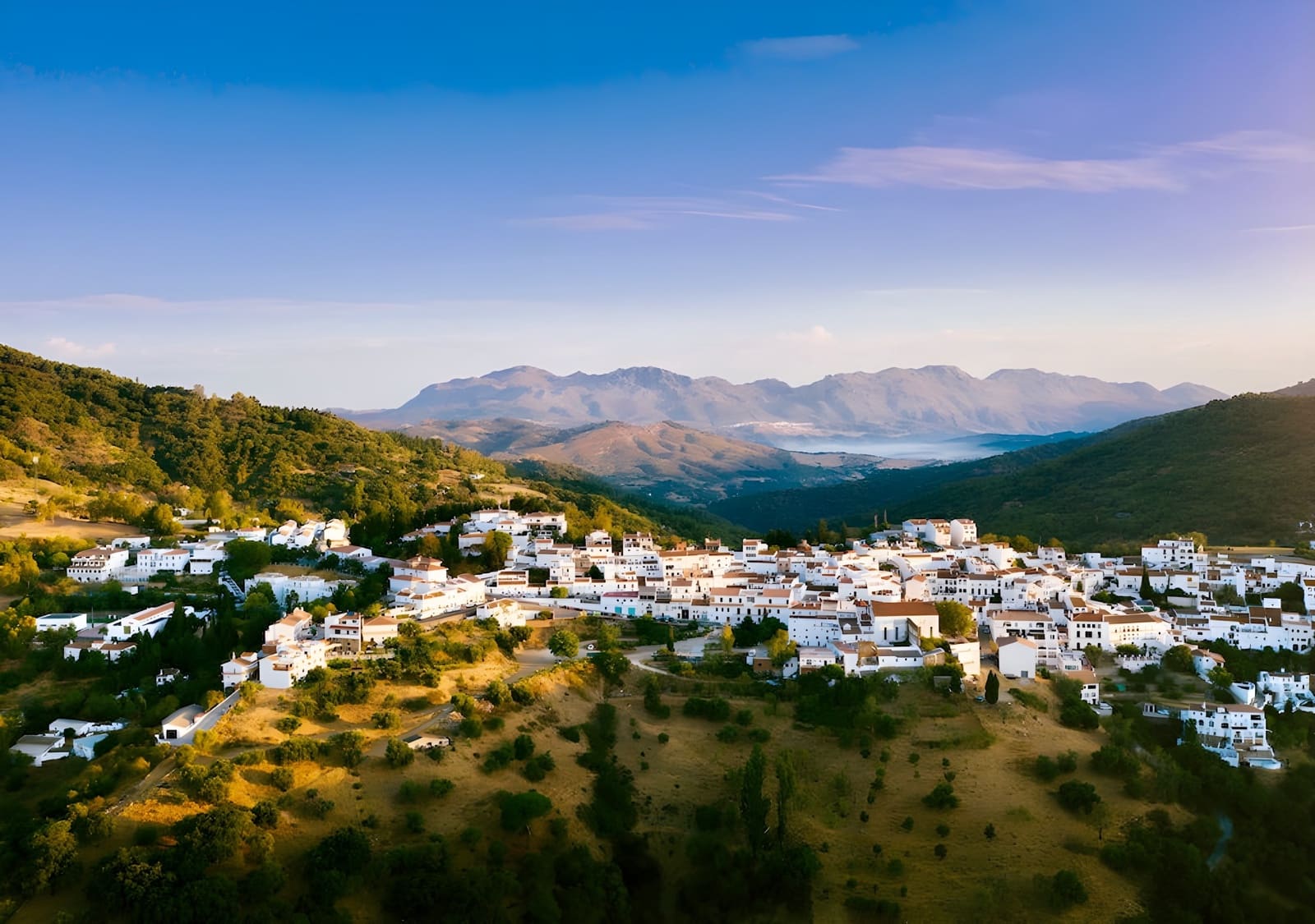 7 soveværelse Hotel til salg i Gaucin - € 1.295.000 (Ref: 9049656)