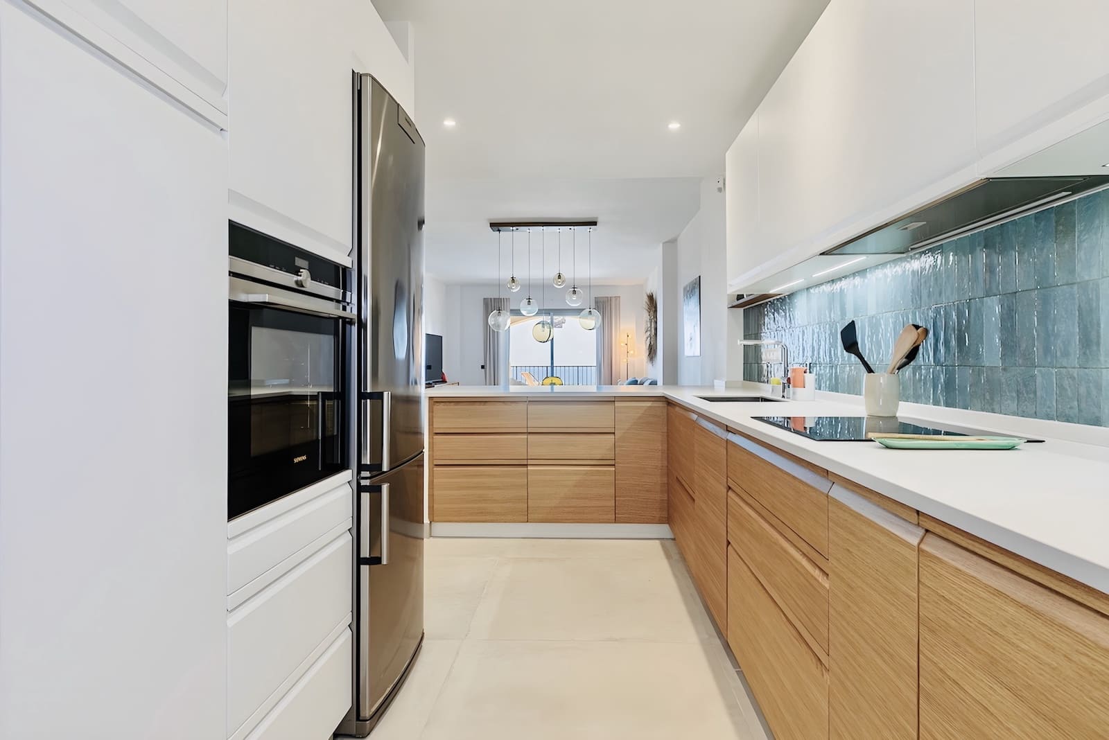 2 soveværelse Lejlighed til salg i Benahavis med swimmingpool garage - € 599.000 (Ref: 9202874)