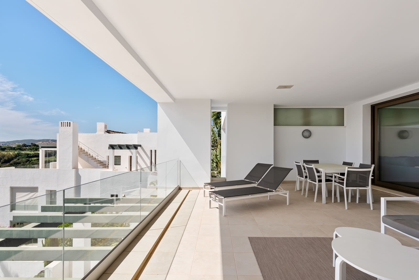 2 slaapkamer Appartement te koop in Casares met zwembad garage - € 449.000 (Ref: 9271406)