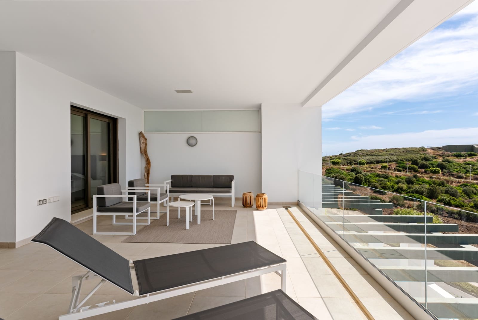 2 slaapkamer Appartement te koop in Casares met zwembad garage - € 449.000 (Ref: 9271406)