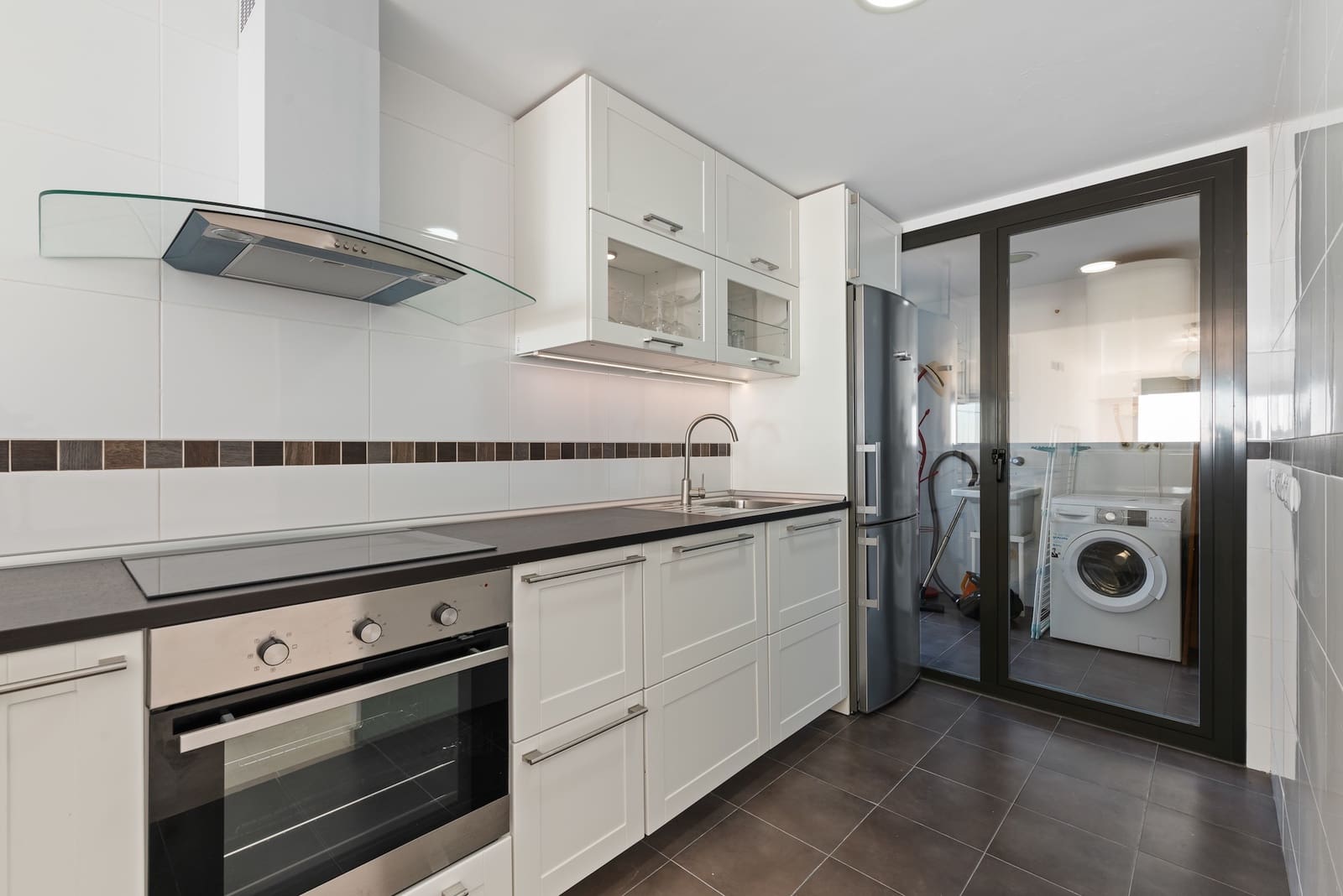 2 bedroom Apartment for sale in Casares with pool garage - € 399,000 (Ref: 9305366)