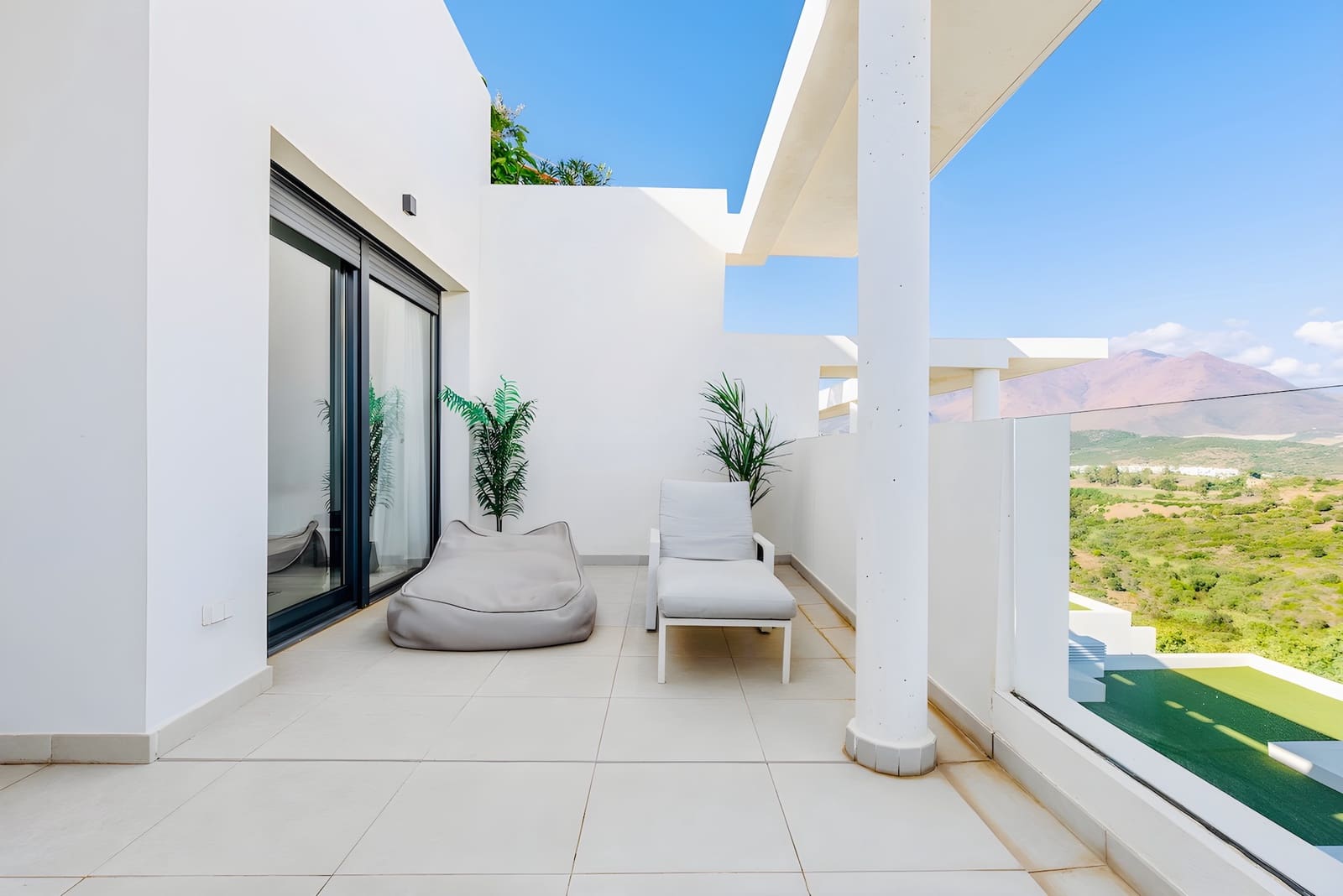 2 bedroom Apartment for sale in Casares with pool garage - € 649,000 (Ref: 9337002)
