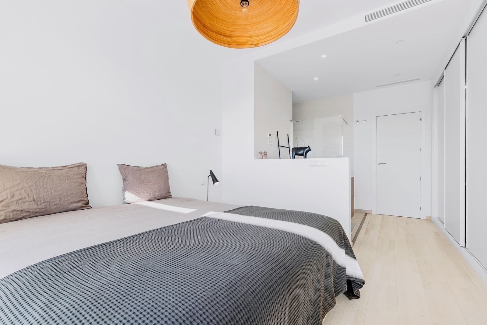 2 bedroom Apartment for sale in Casares with pool garage - € 649,000 (Ref: 9337002)