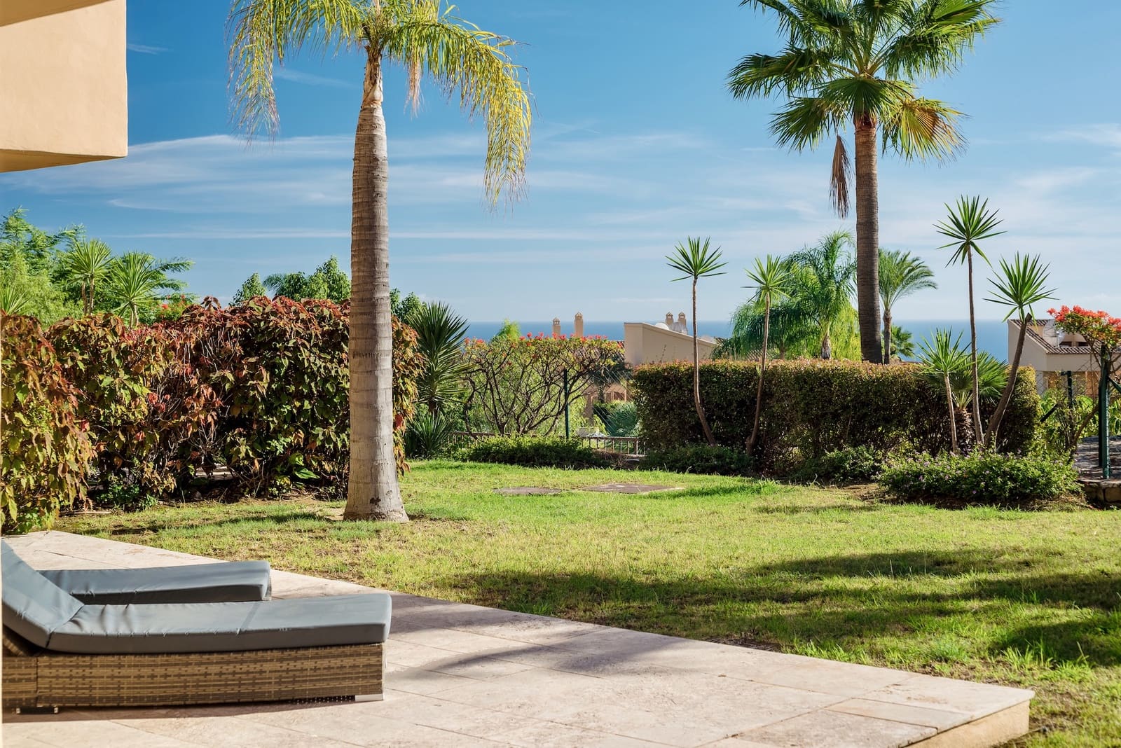 3 slaapkamer Appartement te koop in Benahavis met zwembad garage - € 629.000 (Ref: 9376424)