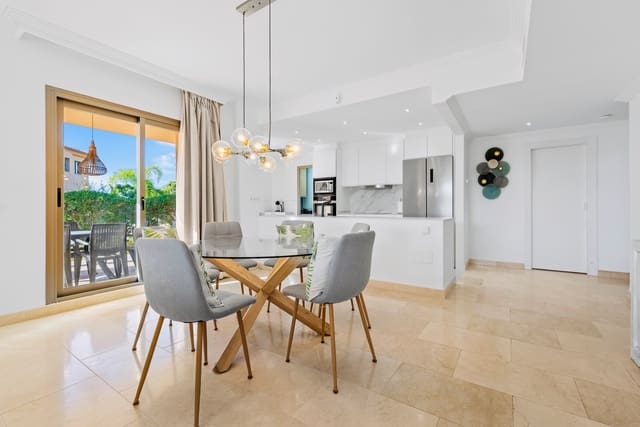 3 chambre Appartement à vendre à El Paraíso, Benahavís avec piscine garage - 629 000 € (Ref: 9376424)