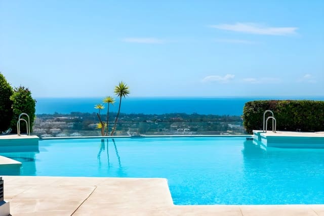 3 chambre Appartement à vendre à El Paraíso, Benahavís avec piscine garage - 629 000 € (Ref: 9376424)