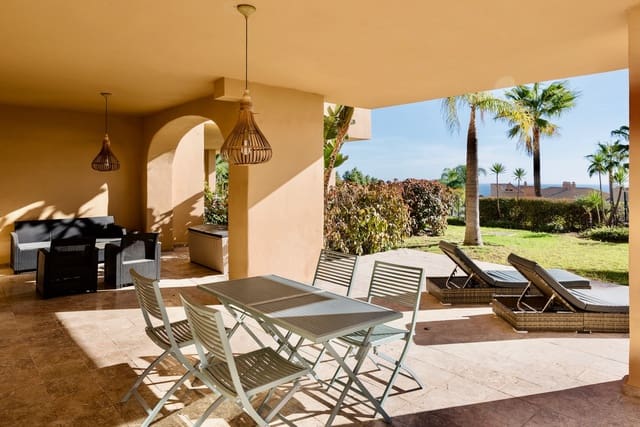 3 chambre Appartement à vendre à El Paraíso, Benahavís avec piscine garage - 629 000 € (Ref: 9376424)